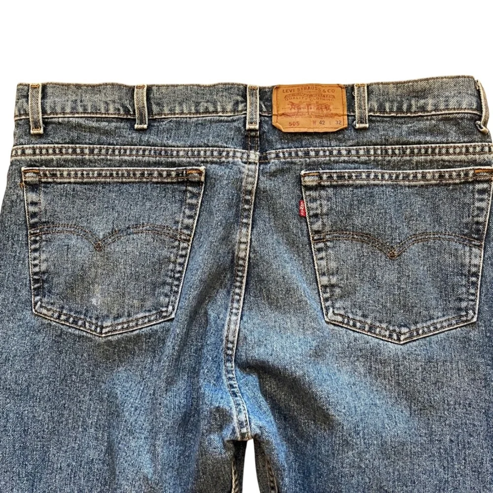 Vintage Levis 505 Regular Fit Jeans Mens‎ 42x32 Medium Wash Blue Denim 90s USA